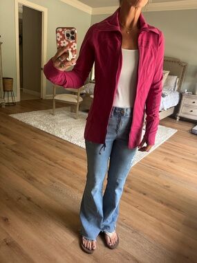 Lululemon pink zip up jacket mock neck. Size 6.